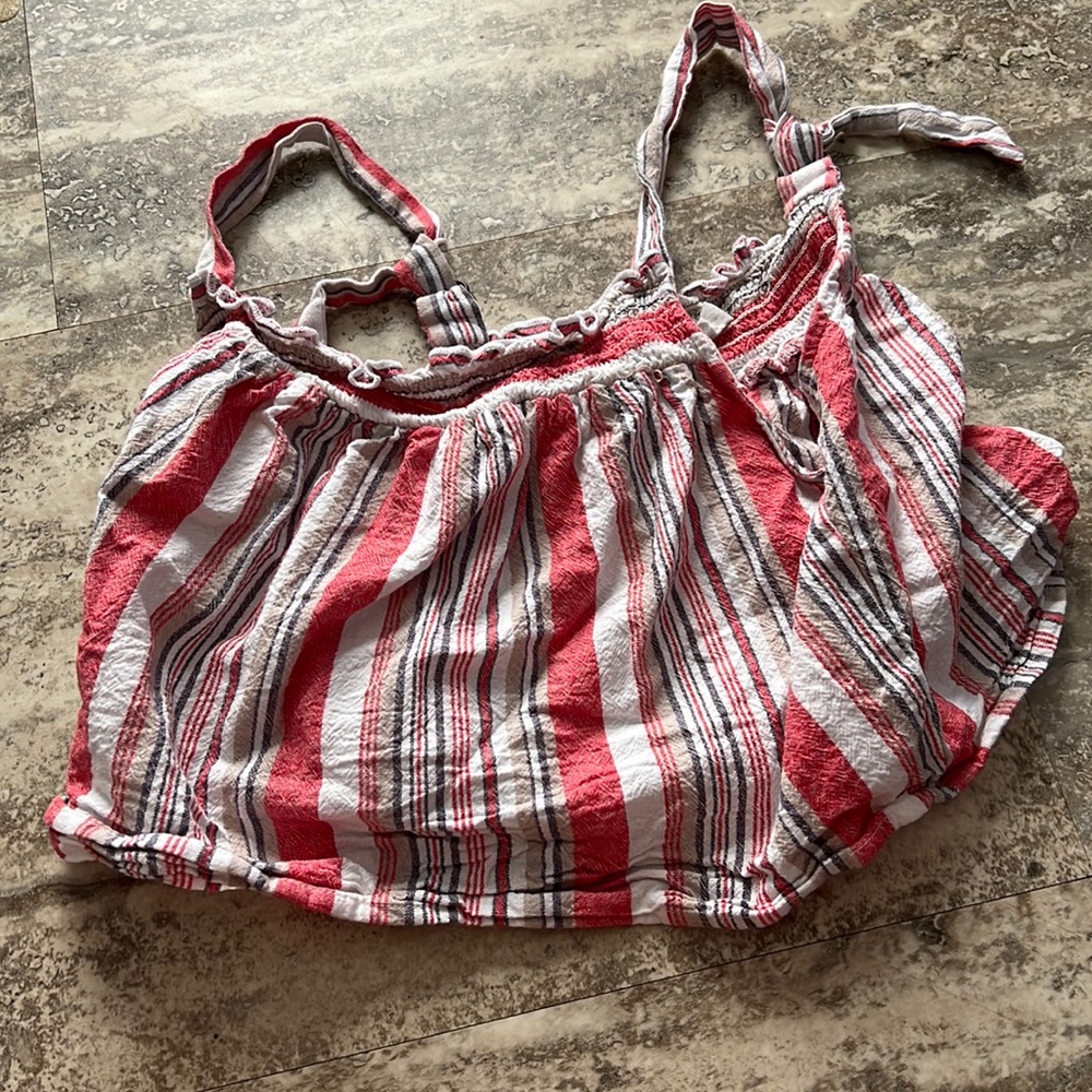 Crop top size m